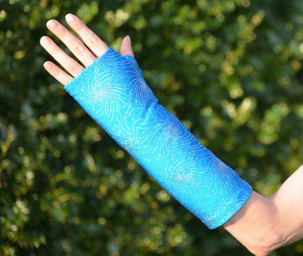 Cast cover Blue sequin Supersleeves cast covers