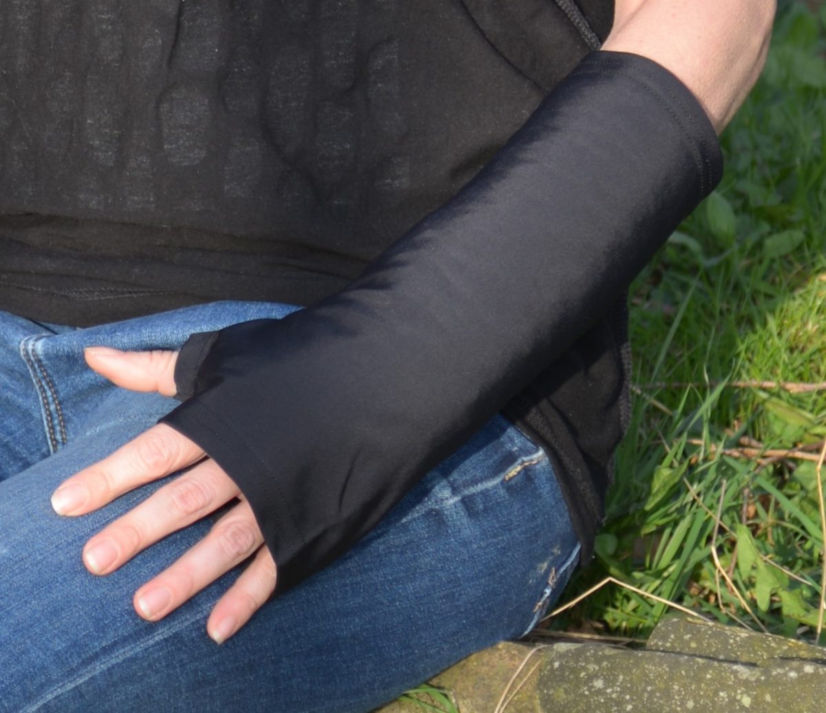 Arm cast cover Black Supersleeves cast covers