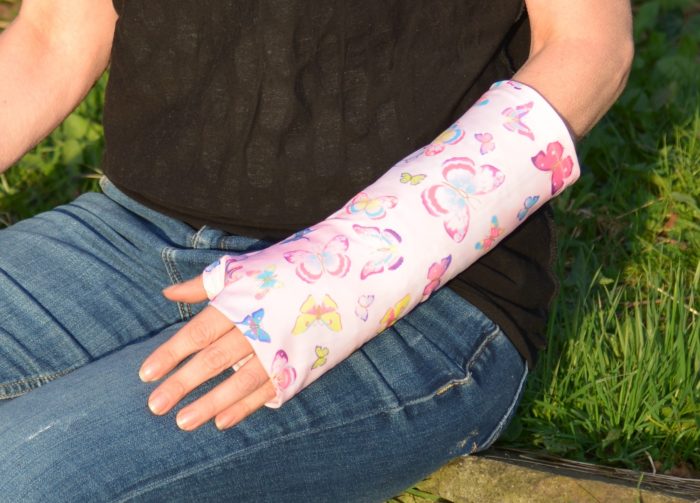 cover for broken arm casts