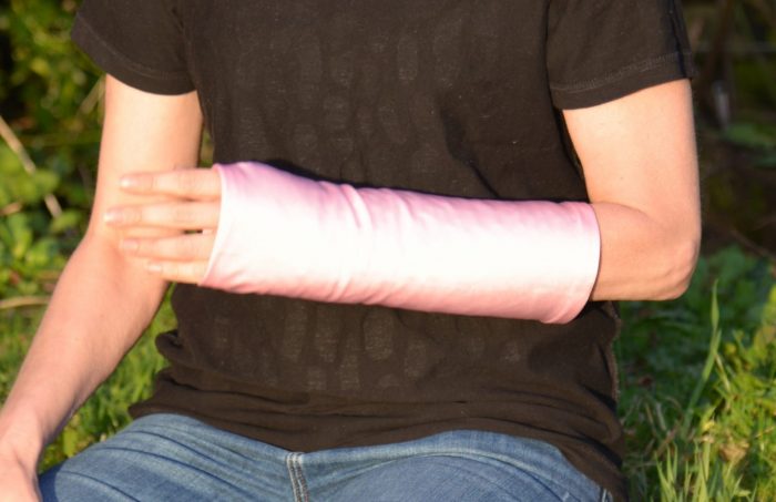 supersleeves arm cast cover soft pink